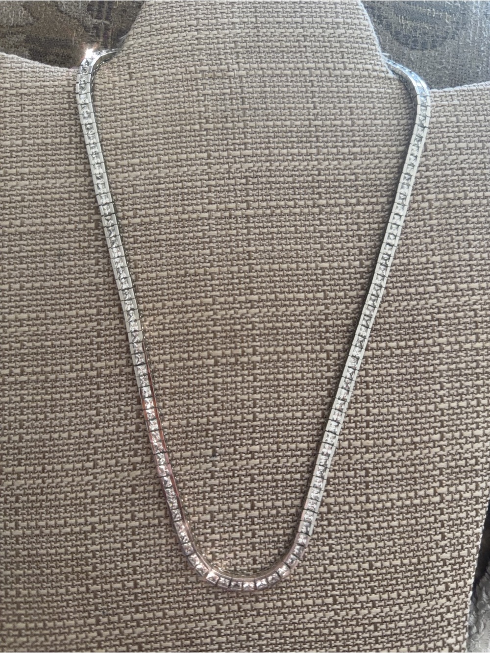 Sterling Silver Crystal Tennis Necklace -like brand new. Never worn classic wow